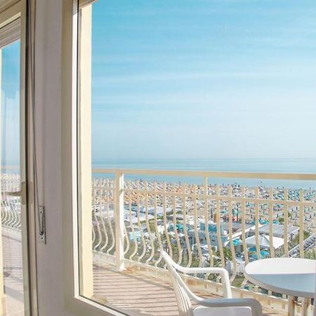 Hotel Buenos Aires Cervia Exterior foto